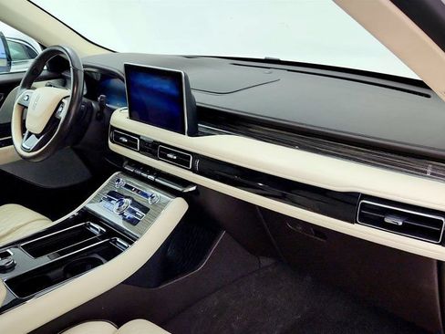 Used 2020 Lincoln Aviator Black Label w/ Dynamic Handling Package AWD/4WD image 27