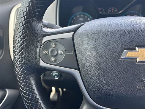 Used 2018 Chevrolet Colorado LT w/ Luxury Package, Chrome image 16