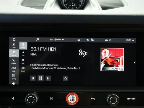 Certified 2026 Porsche Macan AWD/4WD image 18