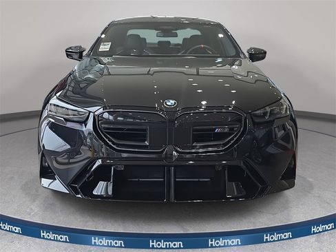 New 2026 BMW M5 Base w/ Carbon Package image 2