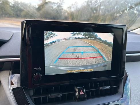 Certified 2024 Toyota Corolla LE image 24