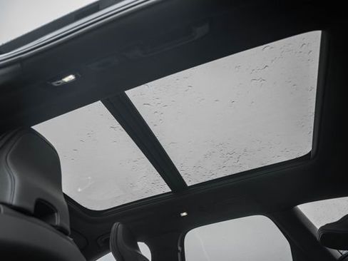 New 2026 Volvo XC60 B5 Ultra w/ Protection Package Premier image 34