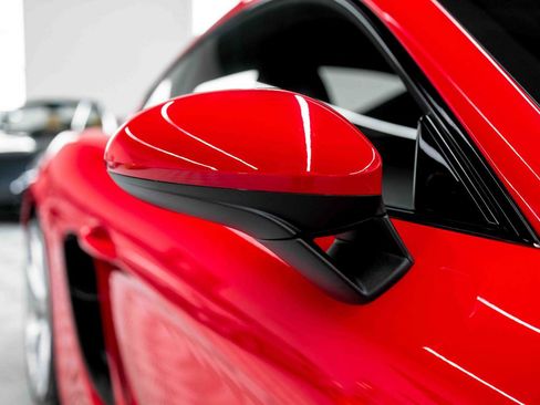 Used 2024 Porsche 718 Cayman GTS RWD image 18