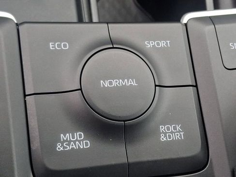 Used 2026 Toyota Grand Highlander LE image 23