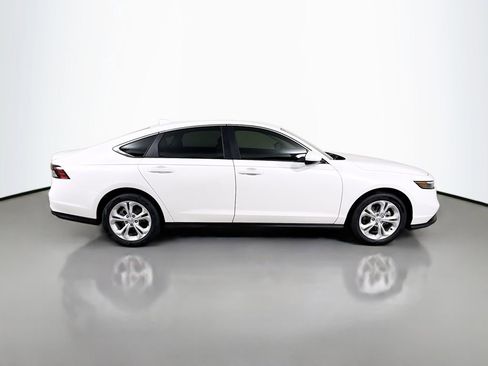 New 2026 Honda Accord LX image 8