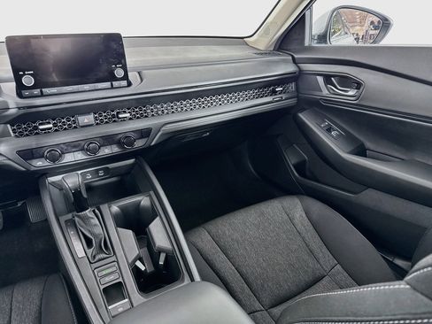 Certified 2024 Honda Accord EX image 23