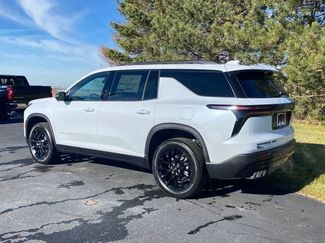 New 2026 Chevrolet Traverse LT w/ Midnight/Sport Edition video 3