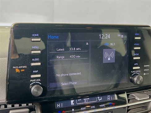 Certified 2024 Toyota Sienna LE image 14