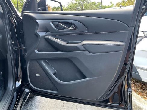 Used 2021 Chevrolet Traverse Premier w/ Redline Edition FWD image 23