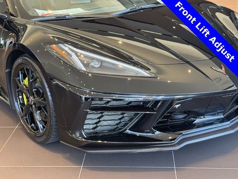 Used 2023 Chevrolet Corvette Stingray Premium Conv w/ Z51 Performance Package image 5
