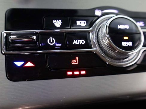 Used 2023 Lincoln Aviator Standard image 53