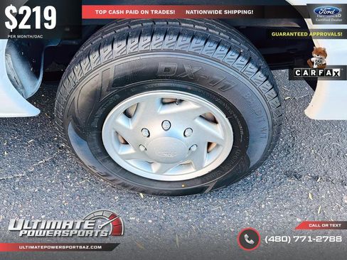 Used 2012 Ford E-150 and Econoline 150 Wagon RWD image 19