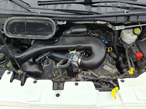 Used 2018 Ford Transit 350 XLT image 28