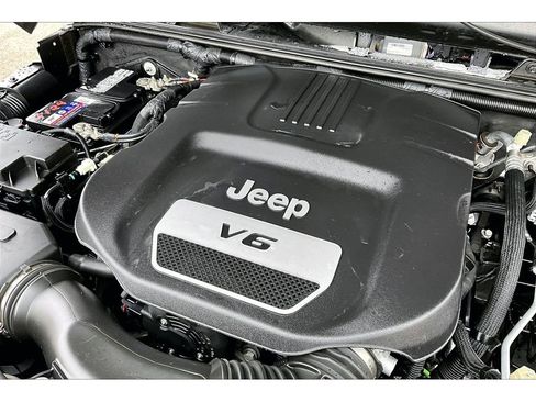 Used 2016 Jeep Wrangler Unlimited Sport w/ Quick Order Package 24S image 34