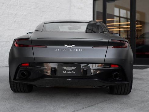 Used 2023 Aston Martin DB11 V12 image 24