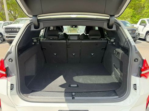 Used 2025 BMW X3 xDrive30i w/ Premium Package image 9