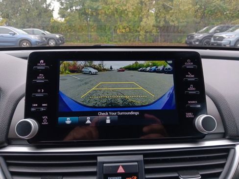 Used 2022 Honda Accord Sport image 17