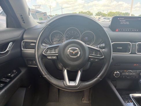Used 2018 MAZDA CX-5 Touring w/ Preferred Equipment Package FWD image 16