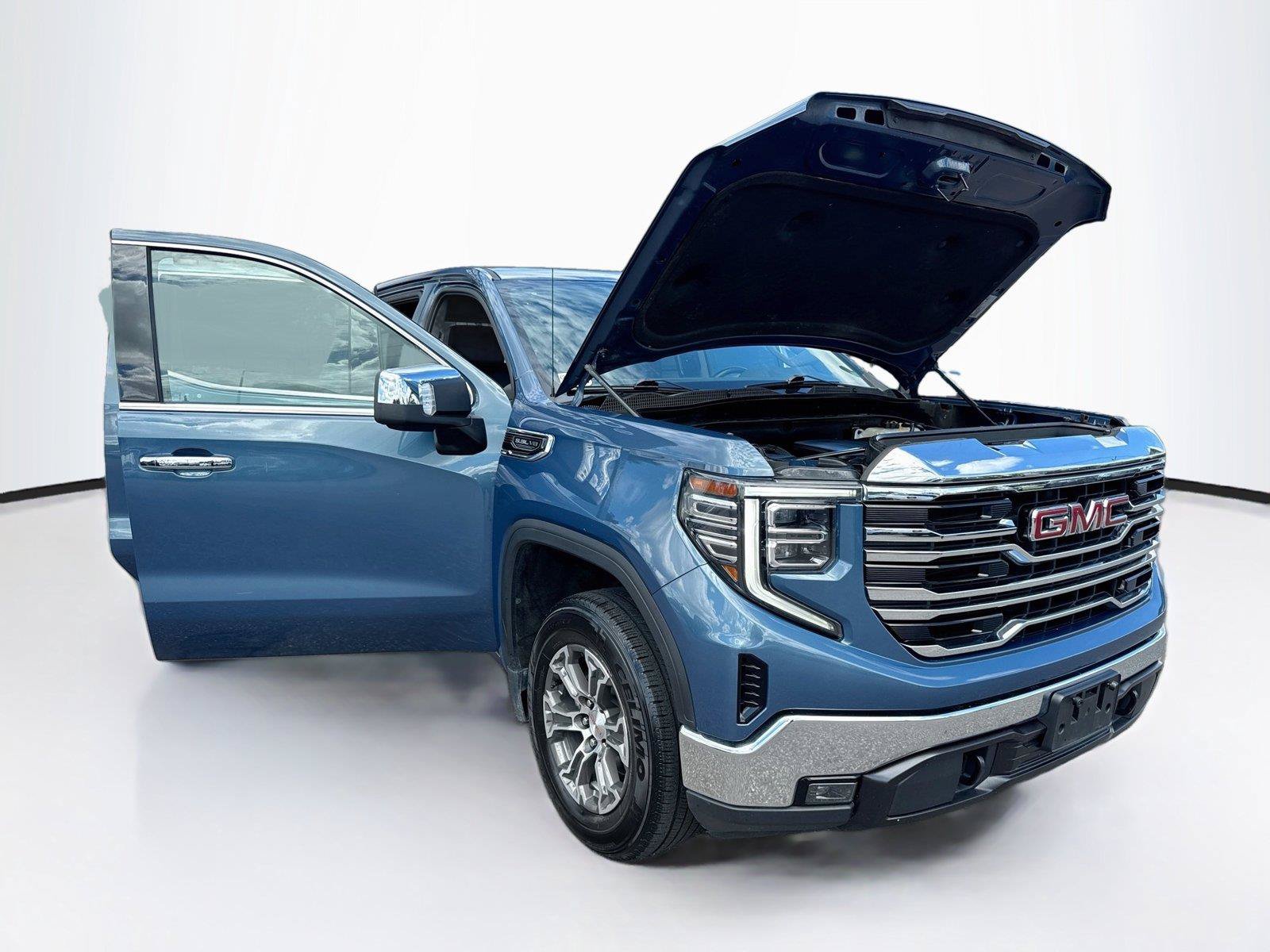 Used 2024 GMC Sierra 1500 SLT RWD image 37