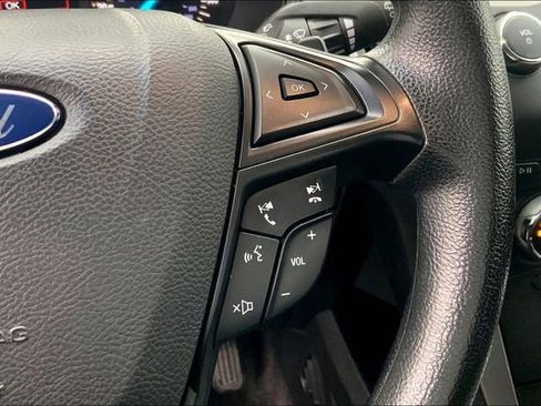 Used 2016 Ford Edge SE image 19