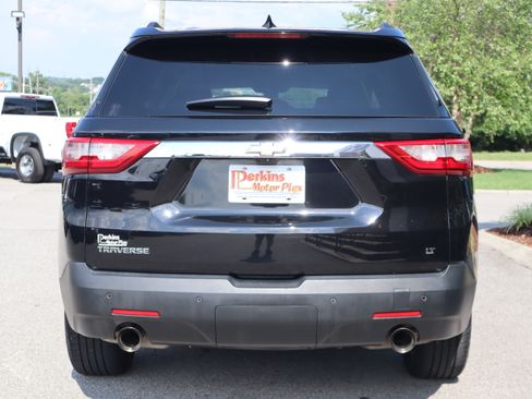 Used 2019 Chevrolet Traverse LT w/ LT Premium Package FWD image 8
