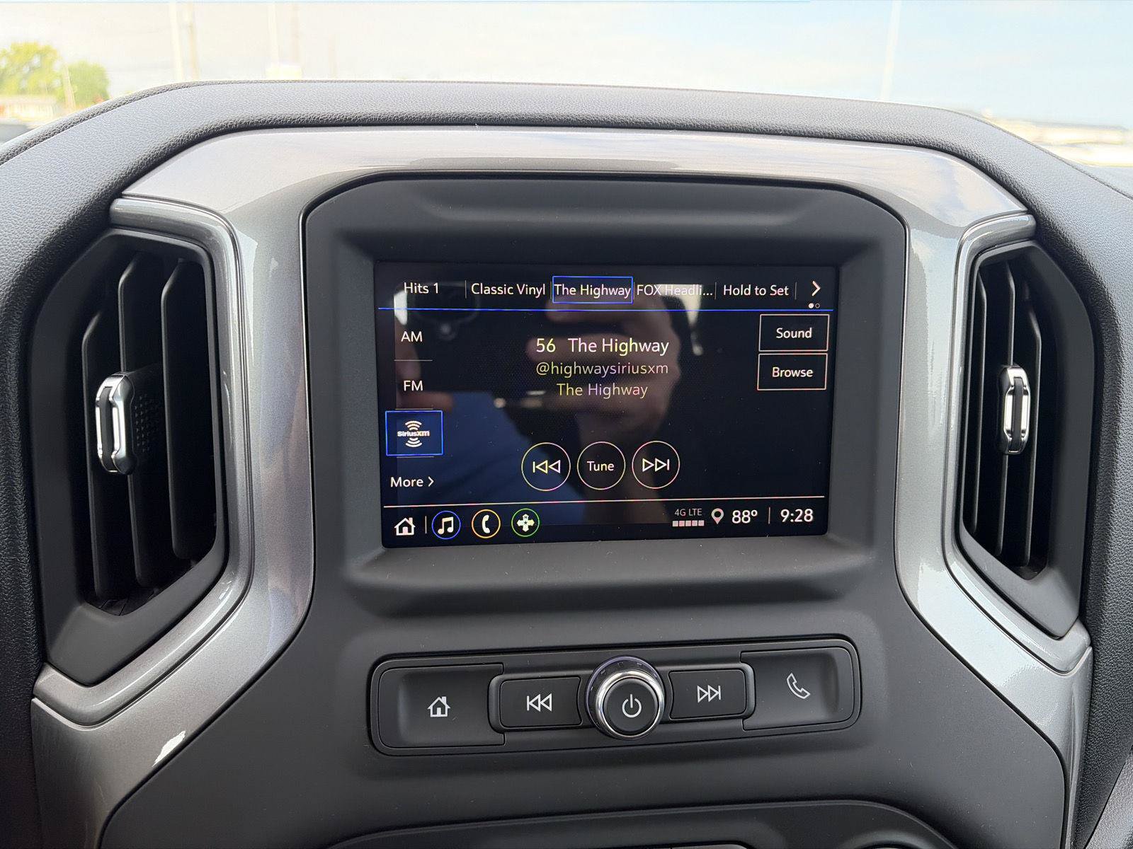 New 2026 Chevrolet Silverado 2500 Custom w/ Custom Value Package AWD/4WD image 21