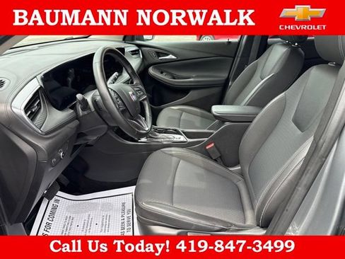 Used 2025 Buick Encore GX Preferred FWD image 10