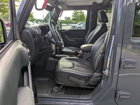Used 2018 Jeep Wrangler Unlimited Sport AWD/4WD image 12