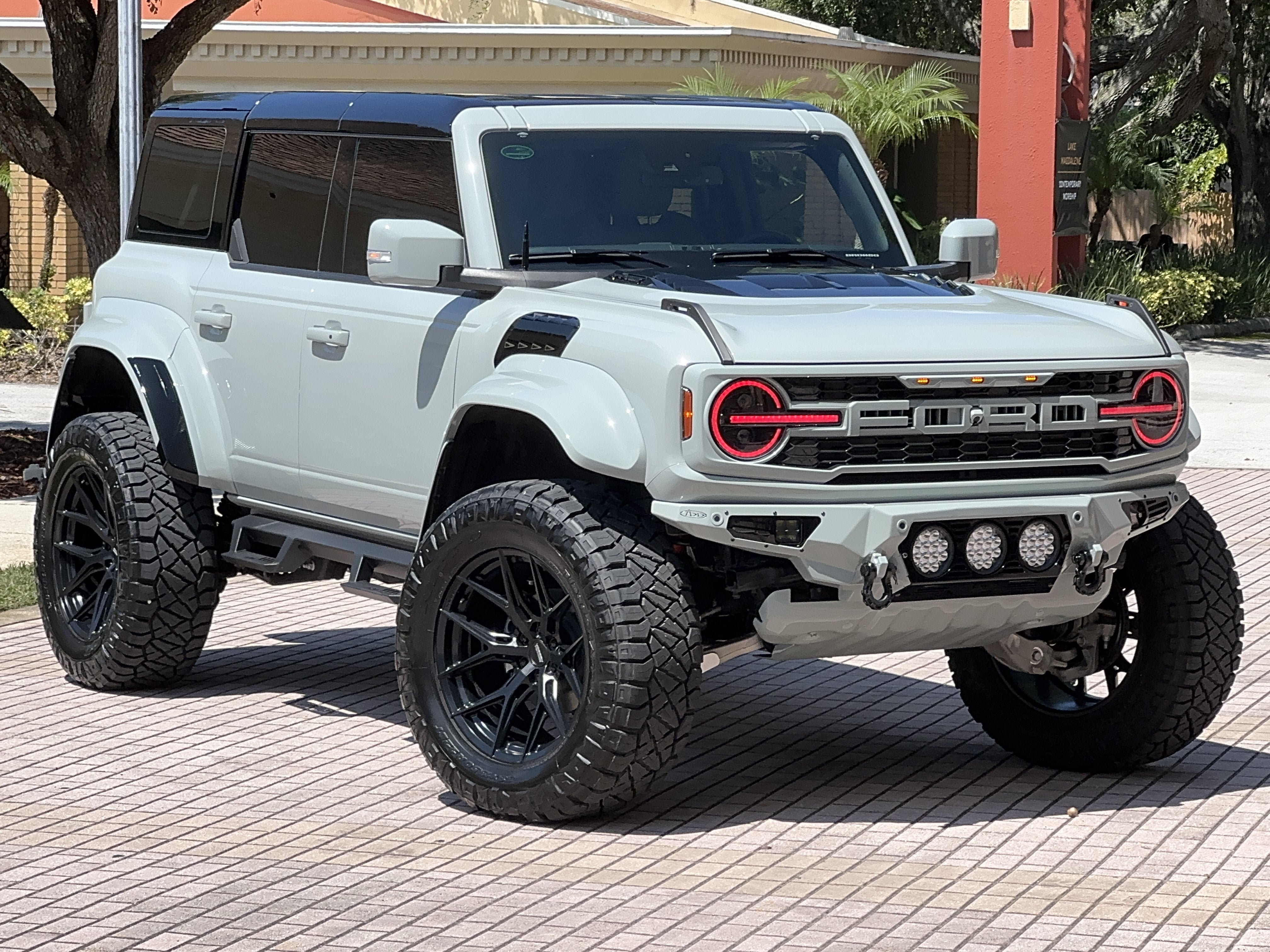 Used 2024 Ford Bronco Raptor w/ Interior Carbon Fiber Pack 6 AWD/4WD image 23