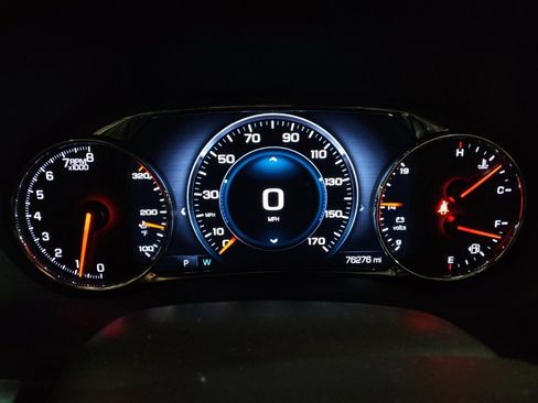 Used 2017 GMC Acadia Denali w/ Technology Package FWD image 23