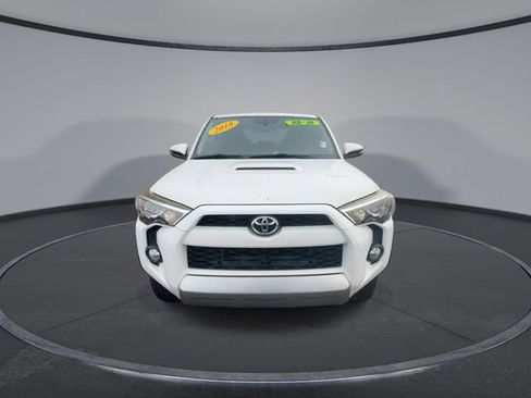 Used 2018 Toyota 4Runner TRD Off-Road Premium image 5