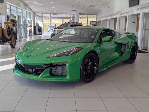 New 2026 Chevrolet Corvette Z06 w/ Stealth Interior Trim Package RWD image 4