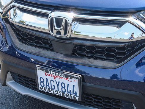 Used 2017 Honda CR-V Touring image 6