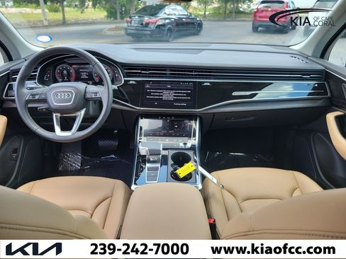 Used 2025 Audi Q7 3.0T Premium AWD/4WD image 18