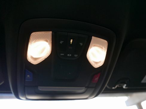 Used 2023 RAM 2500 Tradesman w/ Chrome Appearance Group image 19