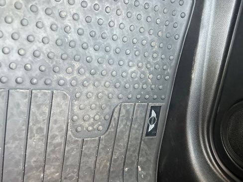 Used 2007 MINI Cooper Hardtop FWD image 12