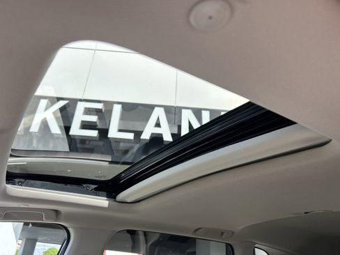 Used 2025 Honda CR-V EX-L image 22