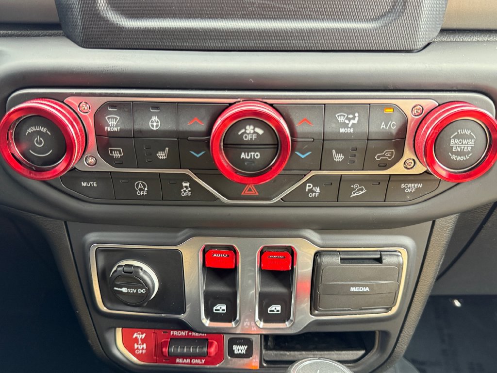 Used 2019 Jeep Wrangler Rubicon w/ Safety Group AWD/4WD image 17
