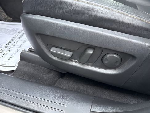 Used 2025 MAZDA CX-90 3.3 Turbo w/ Preferred Package image 25