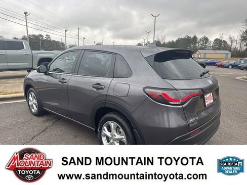 Used 2024 Honda HR-V LX image 5