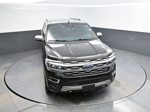 Used 2024 Ford Expedition Platinum image 27