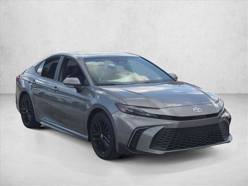 New 2026 Toyota Camry SE FWD image 7