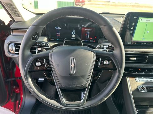 Used 2025 Lincoln Aviator Reserve w/ Equipment Group 201A image 14