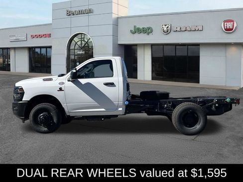 New 2026 RAM 3500 Tradesman AWD/4WD image 4