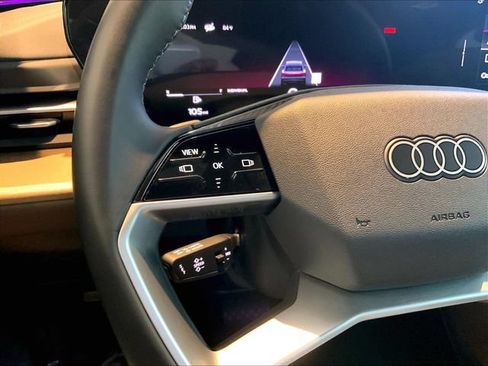 Certified 2025 Audi Q5 Premium w/ Convenience Package AWD/4WD image 13