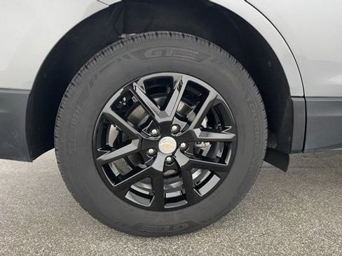 Used 2023 Chevrolet Equinox LT w/ Driver Convenience Package image 49