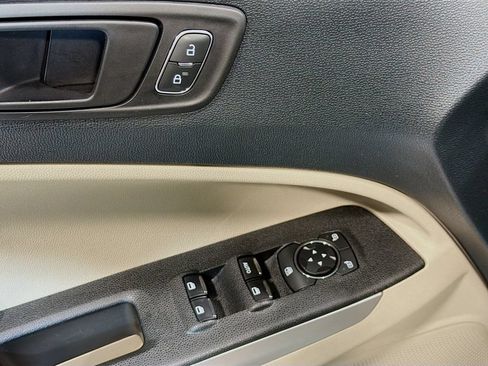 Used 2022 Ford EcoSport S AWD/4WD image 19