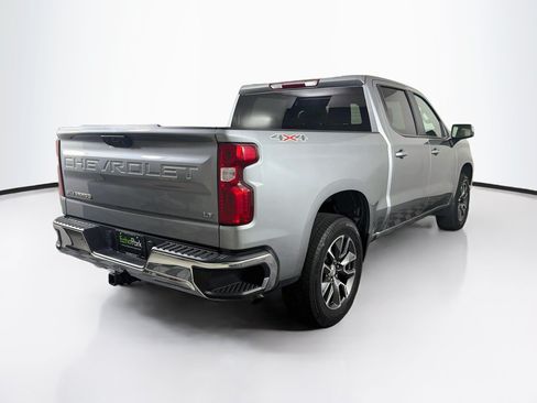 Used 2024 Chevrolet Silverado 1500 LT AWD/4WD image 9