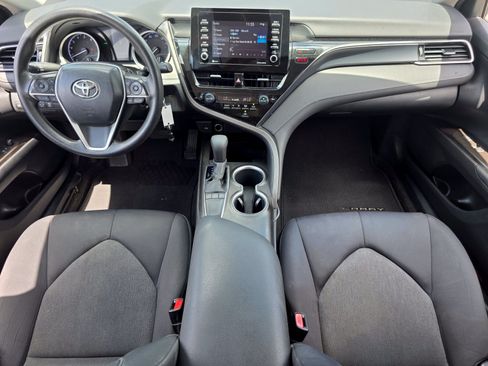 Used 2022 Toyota Camry LE FWD image 13