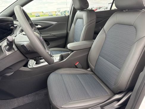 New 2026 Buick Envista Preferred FWD image 15